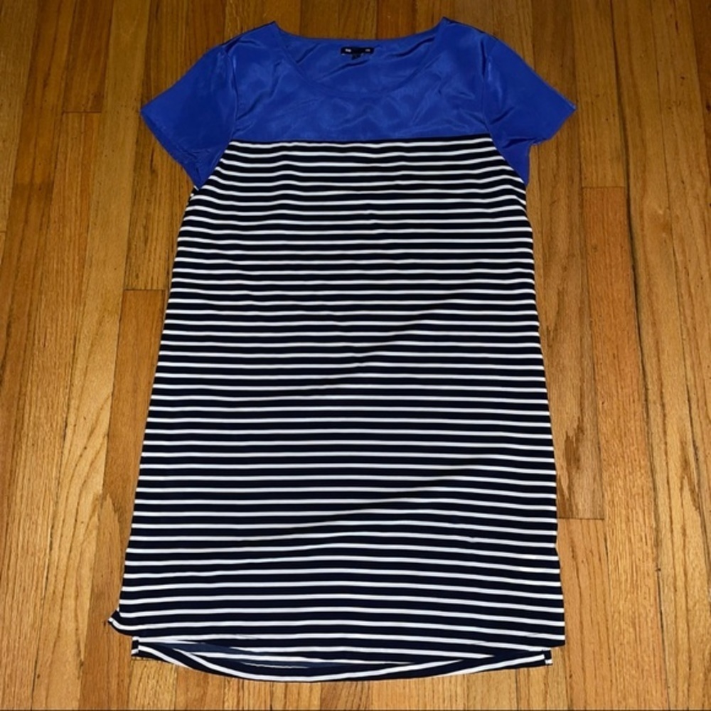 31 Gap casual dress